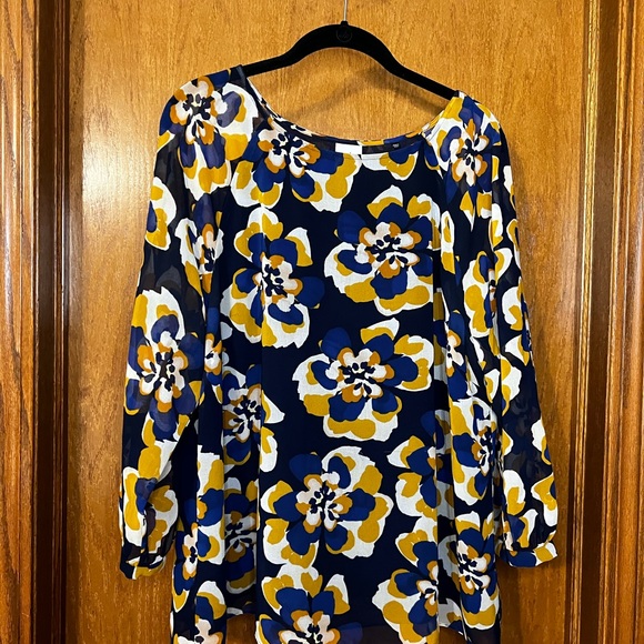 CAbi 3426 Lydia Floral Blouse XL EUC - Picture 4 of 7